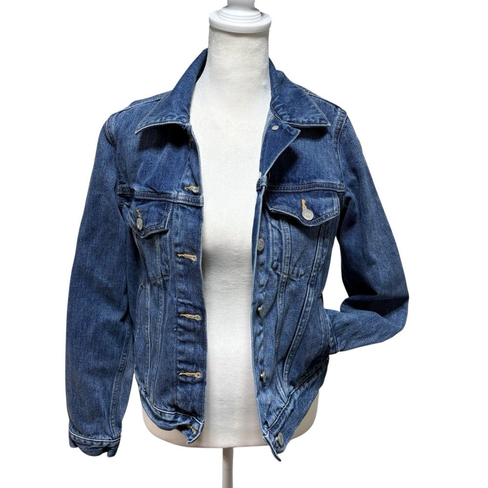 GAP Icon Blue Denim Jacket Size Small‎ #769